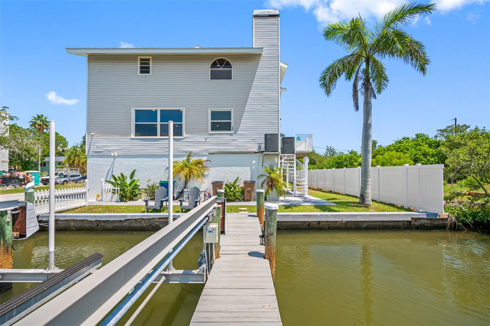 Image 7 of 80 For 601 & 605 2nd Street