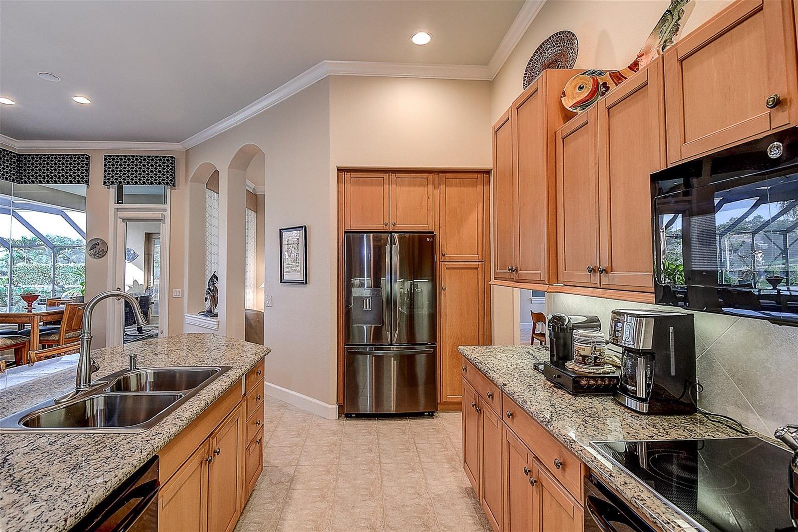 Image 23 of 100 For 3895 Mimosa Place
