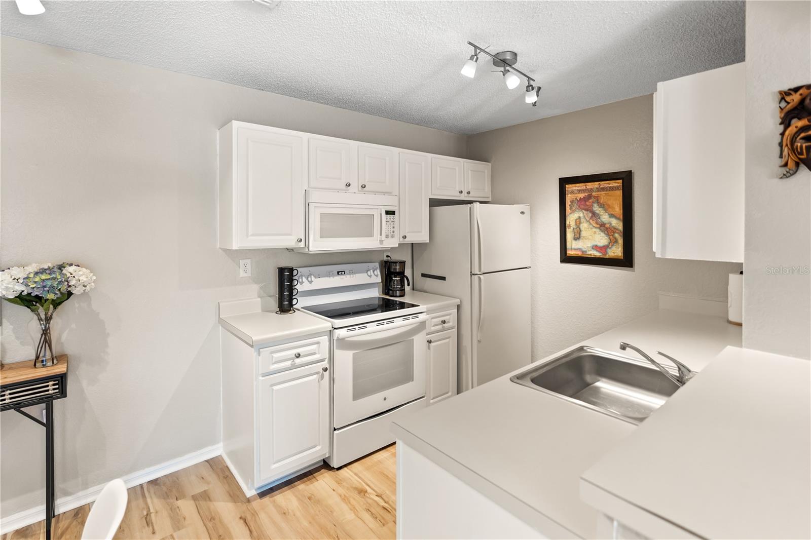 Image 41 of 50 For 10265 Gandy Boulevard N 1601