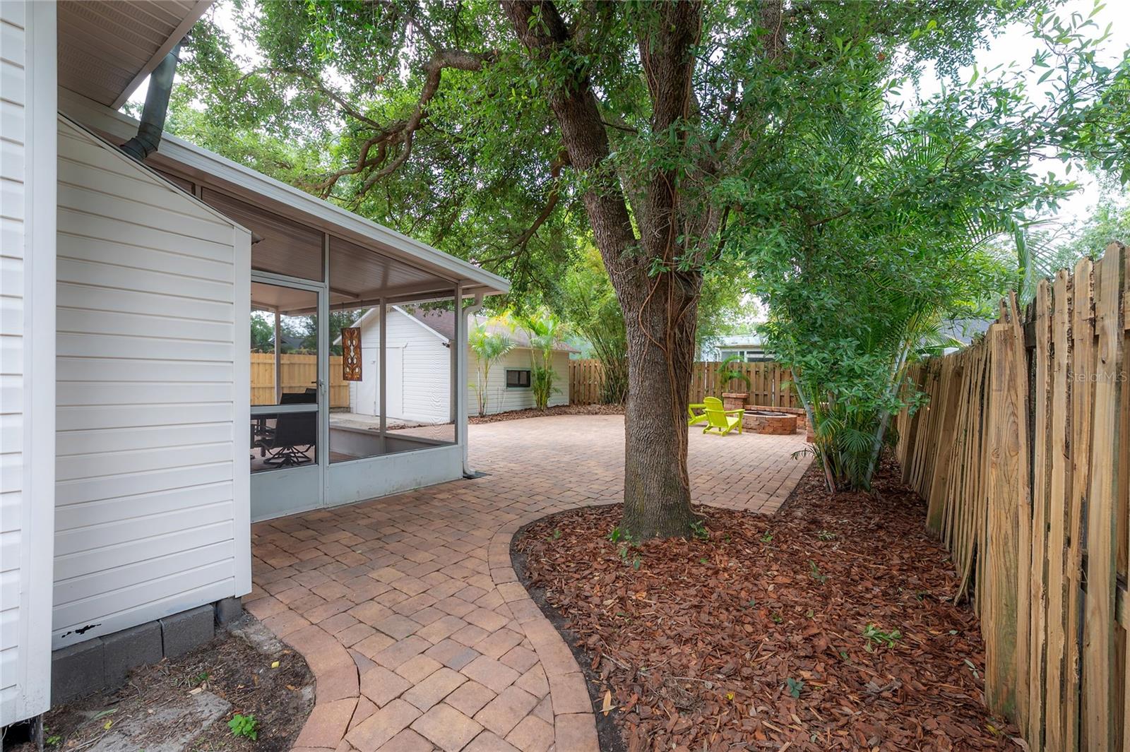 Image 54 of 64 For 318 Haya Street