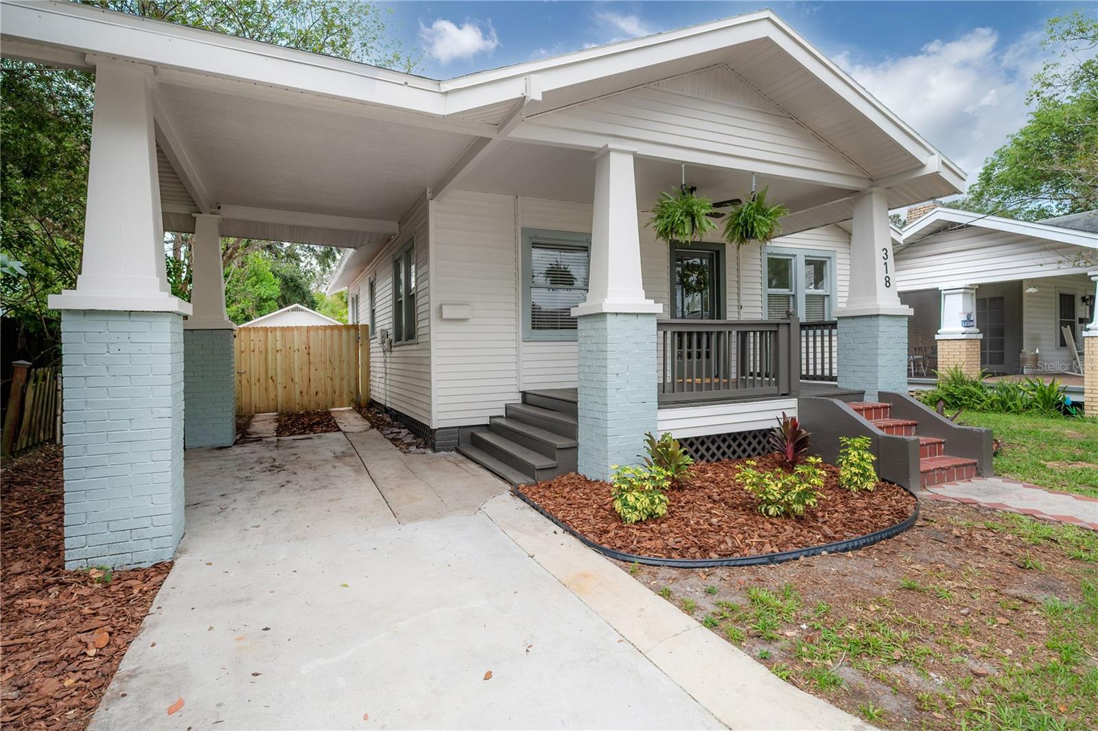 Image 7 of 64 For 318 Haya Street