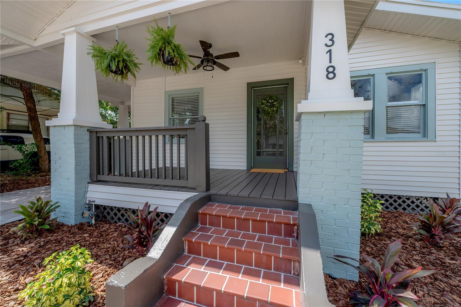 Image 9 of 64 For 318 Haya Street