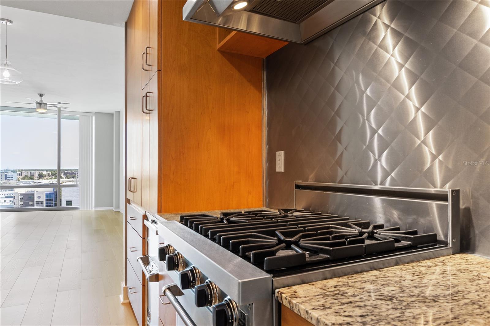 Image 10 of 33 For 1208 Kennedy Boulevard 1021