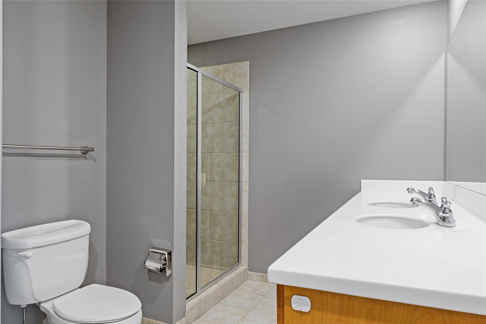 Image 14 of 33 For 1208 Kennedy Boulevard 1021