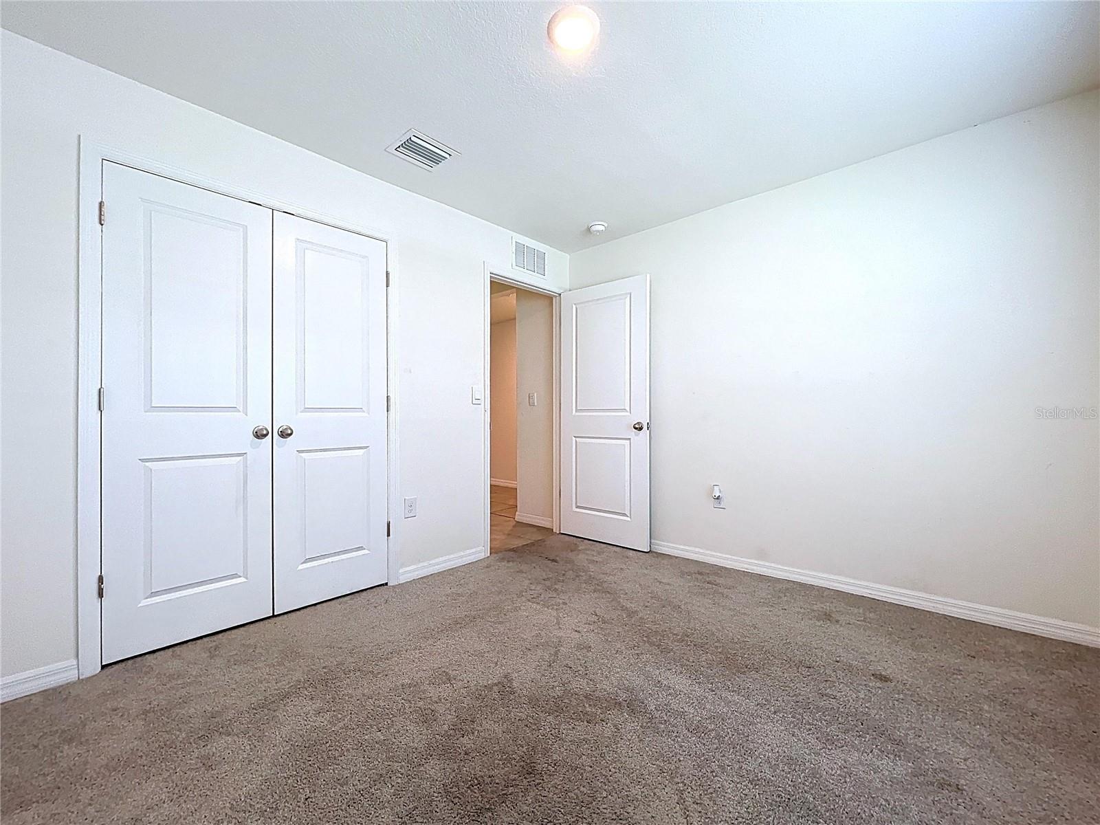 Listing photo id 40 for 5470 Flint Hills Drive