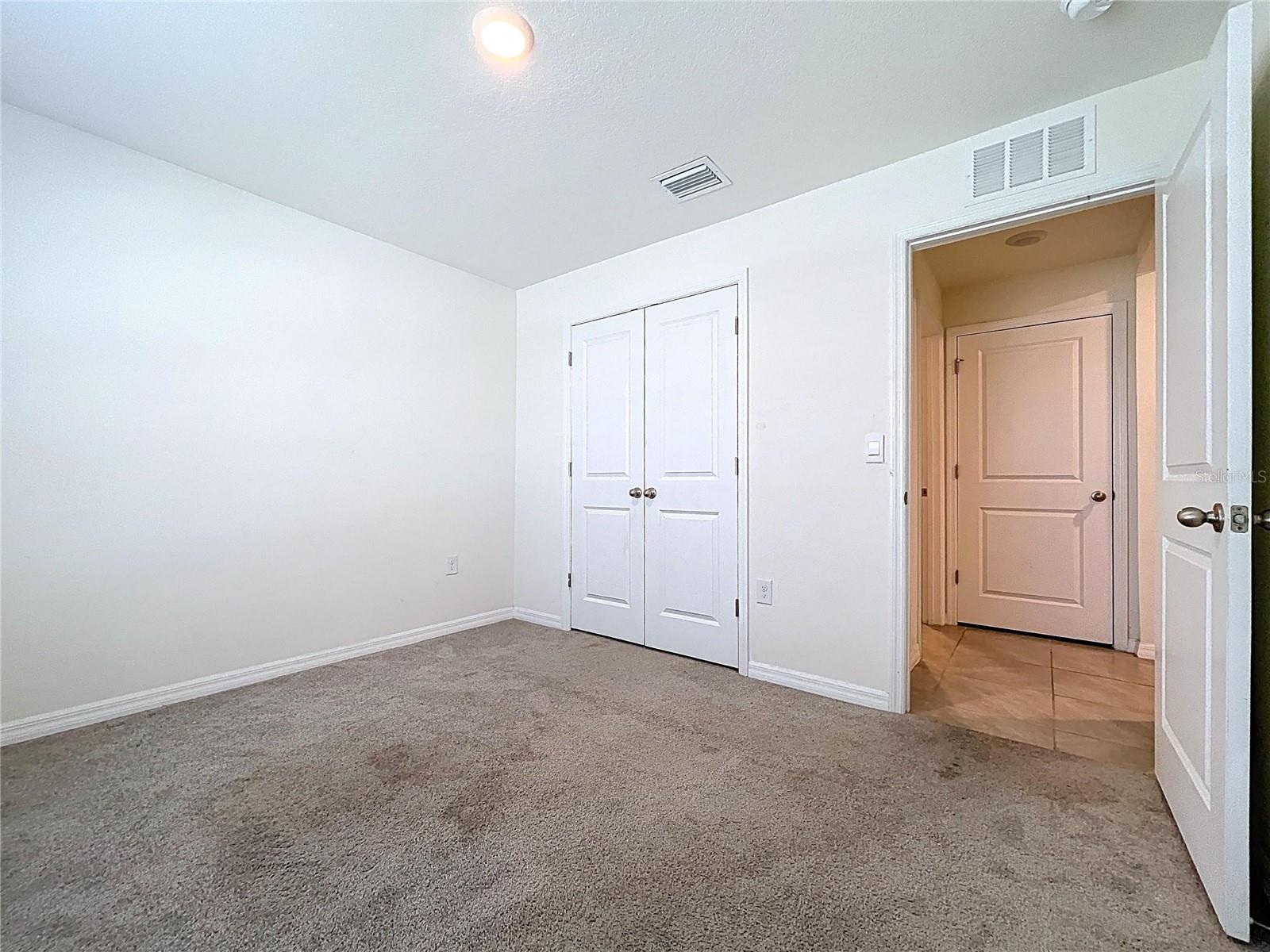 Listing photo id 41 for 5470 Flint Hills Drive
