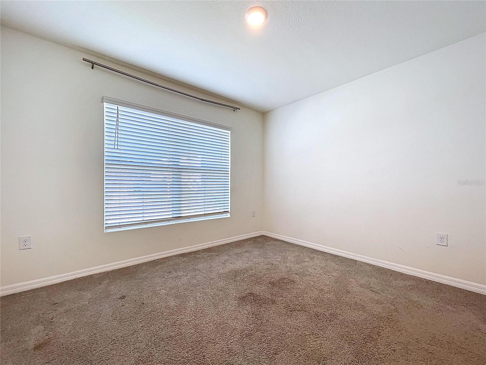 Listing photo id 42 for 5470 Flint Hills Drive