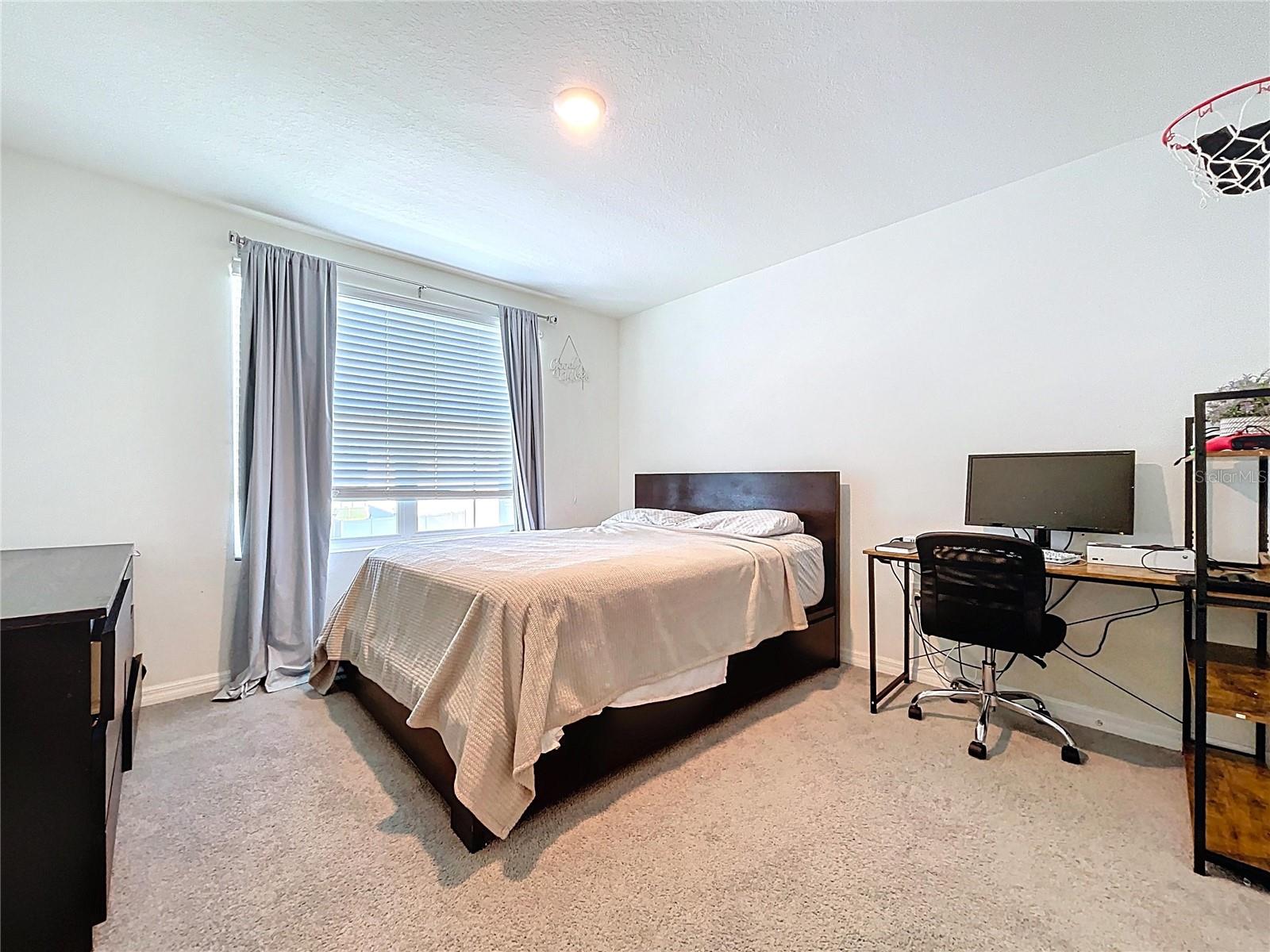 Listing photo id 50 for 5470 Flint Hills Drive