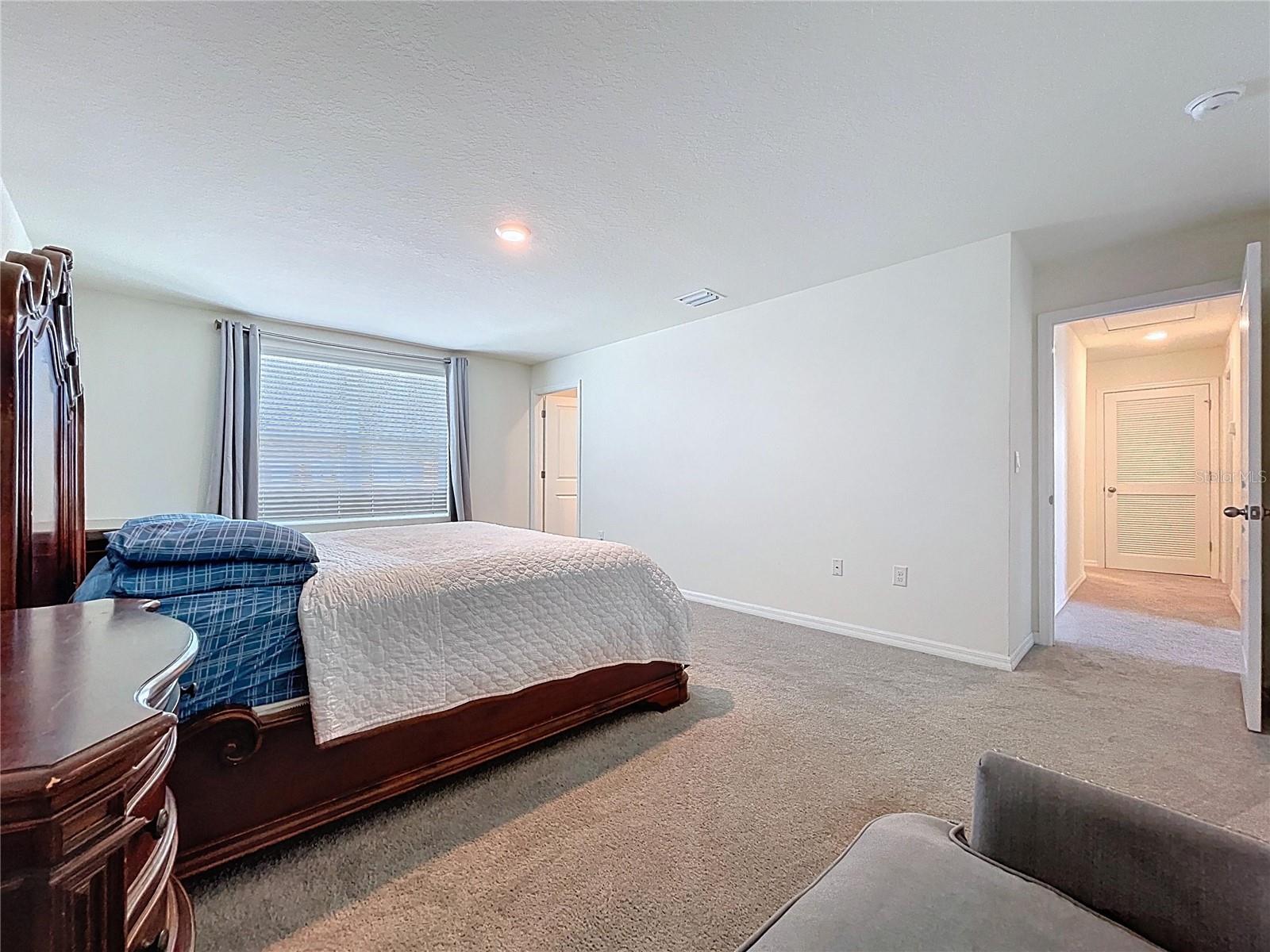 Listing photo id 58 for 5470 Flint Hills Drive