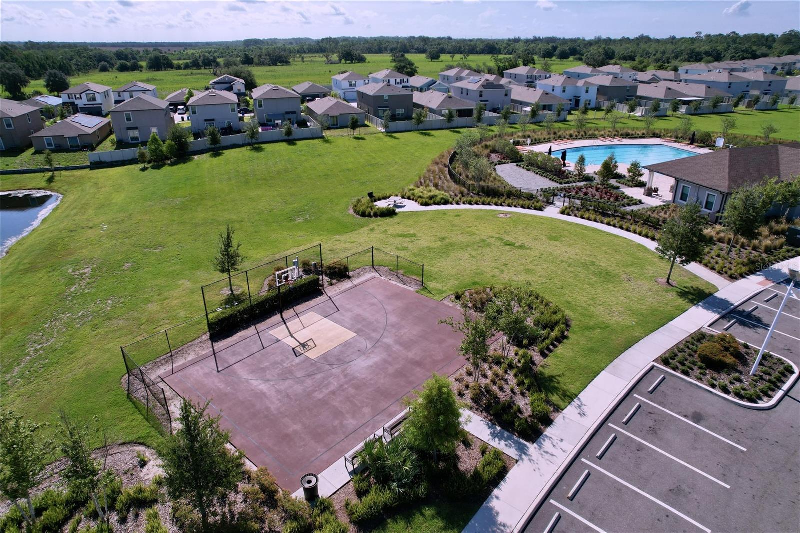 Listing photo id 72 for 5470 Flint Hills Drive