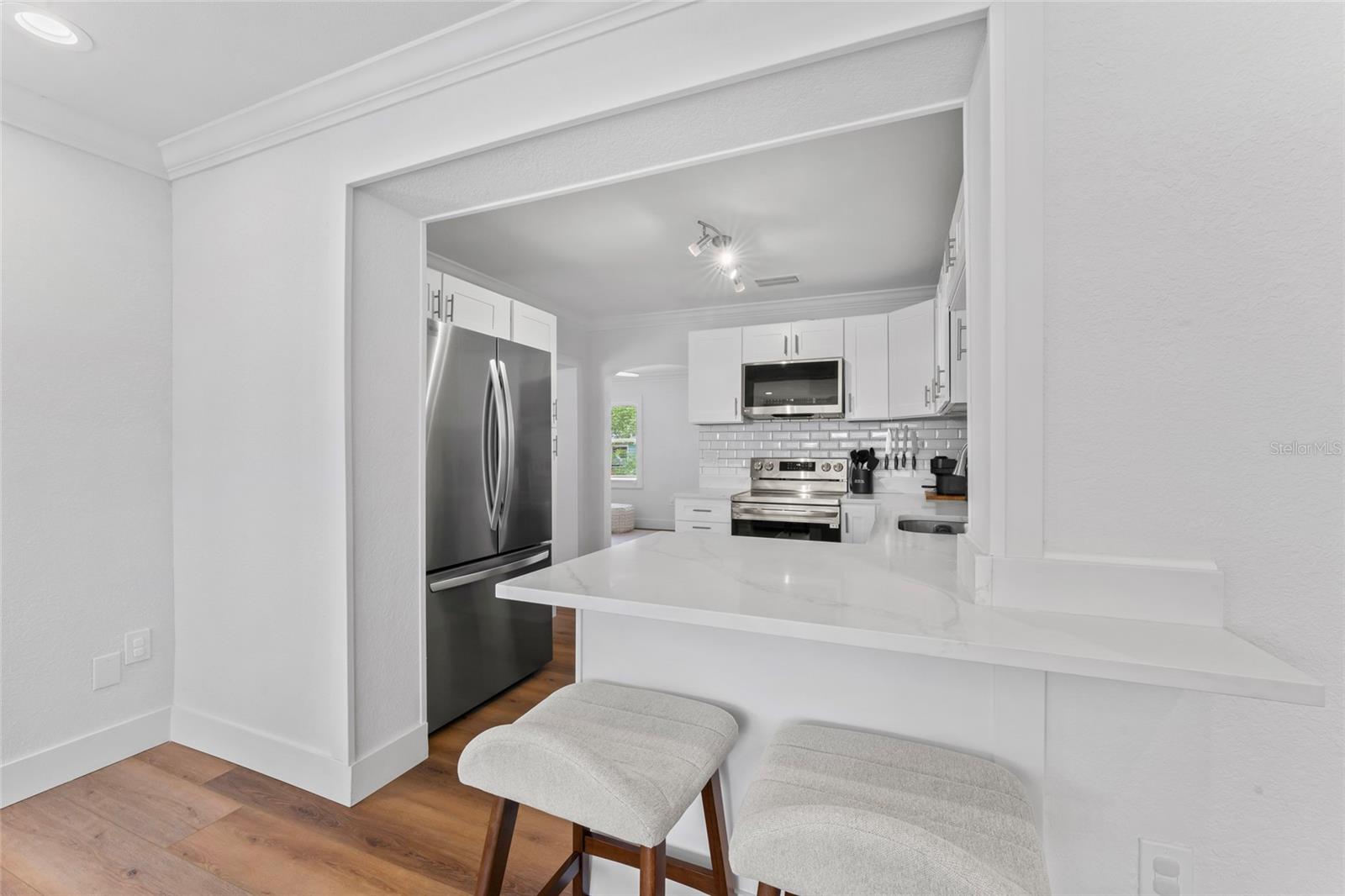 Listing photo id 19 for 9000 Bay Street Ne