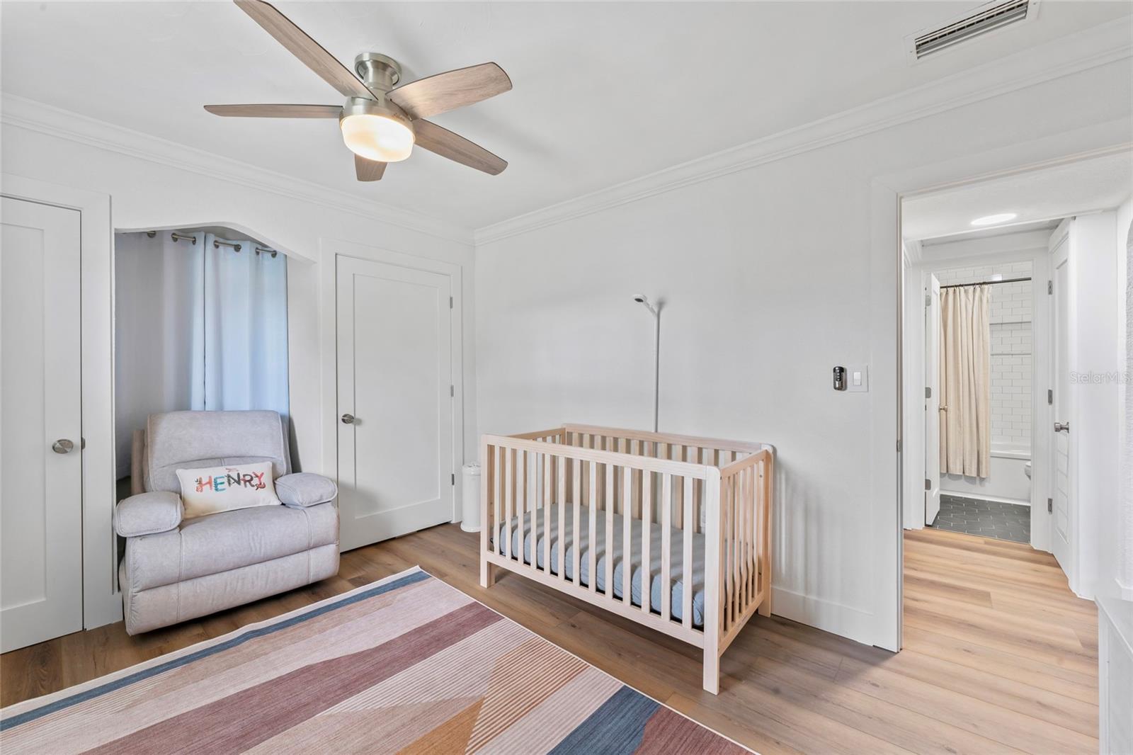 Listing photo id 6 for 9000 Bay Street Ne