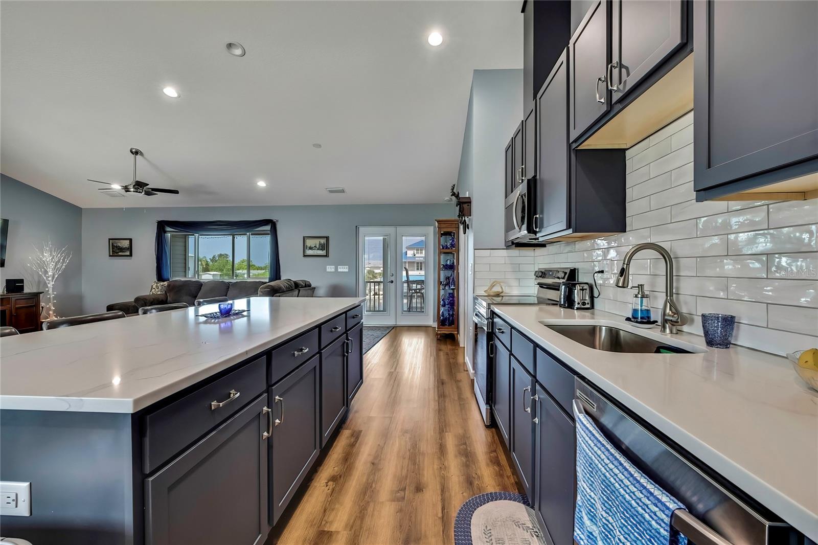 Image 12 of 69 For 4123 Daisy Drive