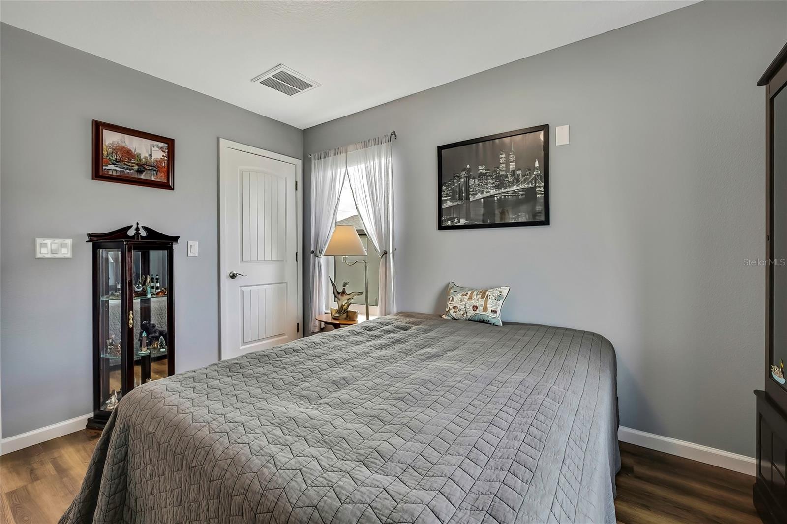 Image 25 of 69 For 4123 Daisy Drive