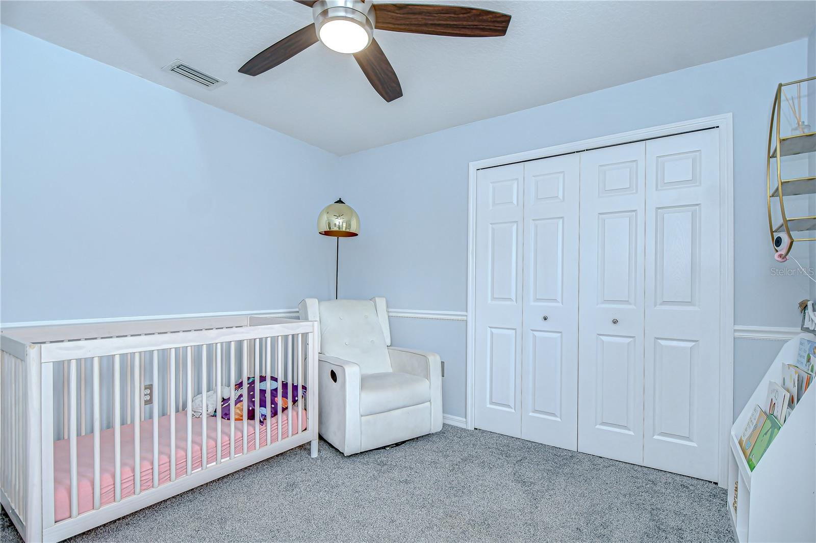 Image 26 of 39 For 9813 Woodbay Drive