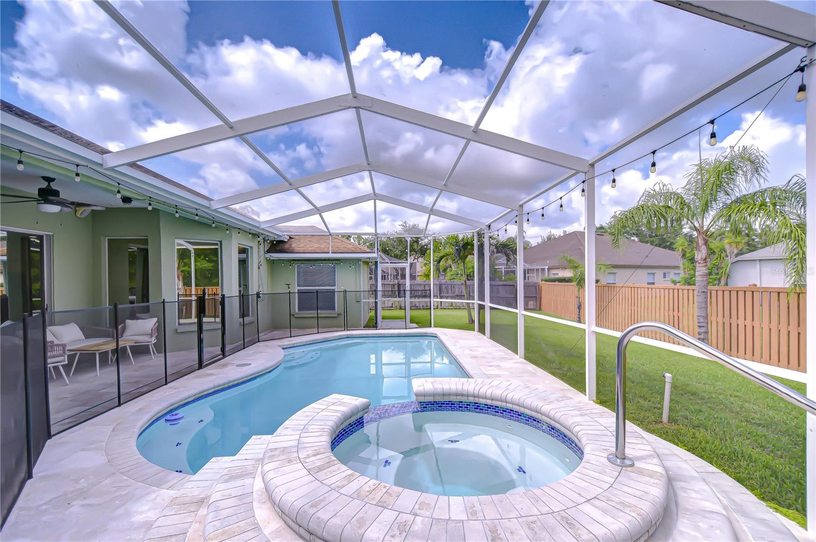Image 27 of 39 For 9813 Woodbay Drive
