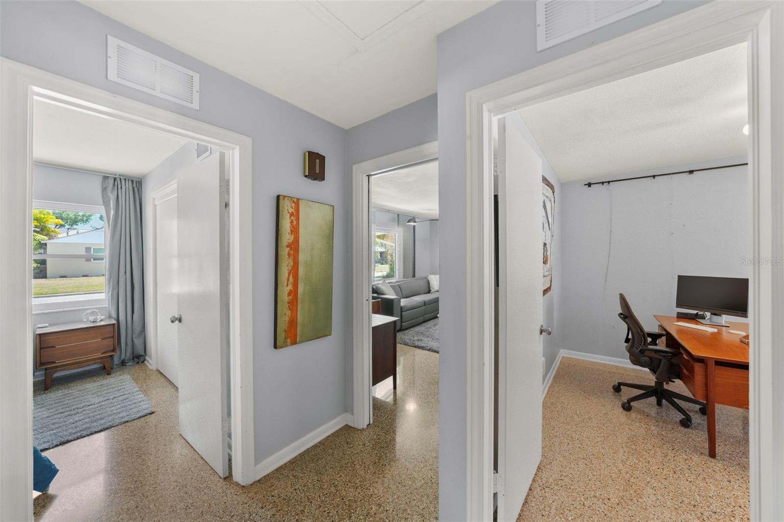 Image 36 of 100 For 222 Clearview Avenue