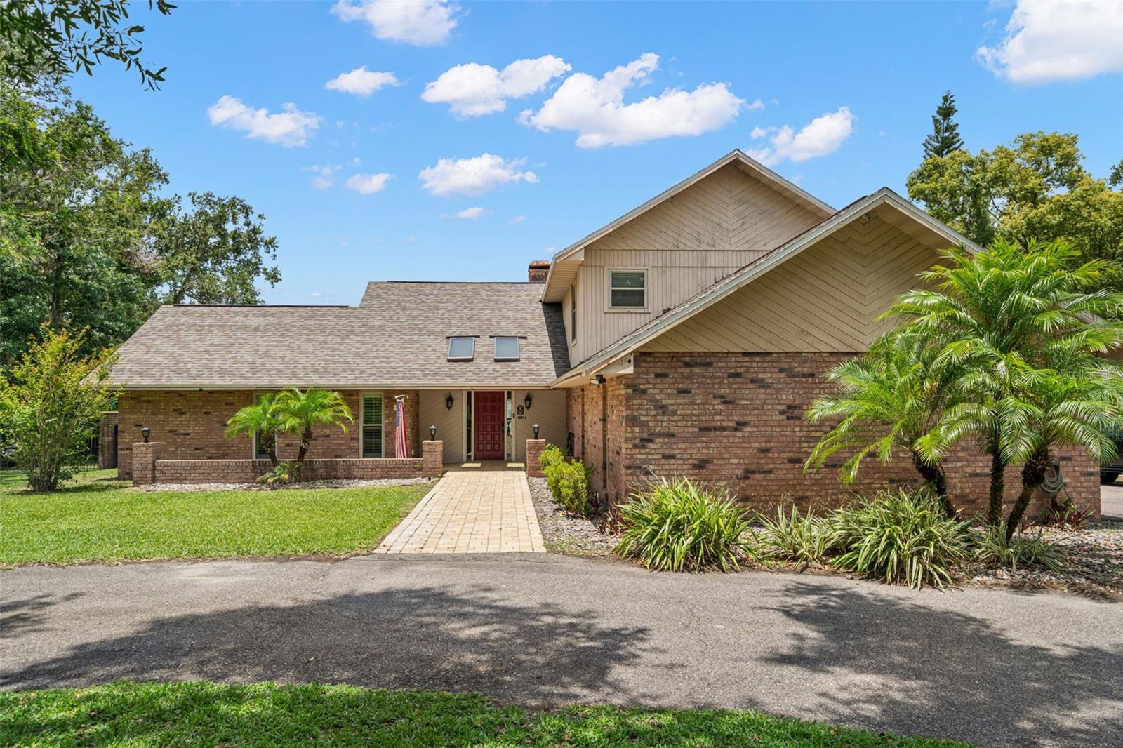 Image 3 of 46 For 2306 Valrico Road