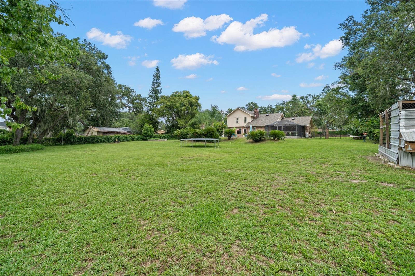 Image 39 of 46 For 2306 Valrico Road