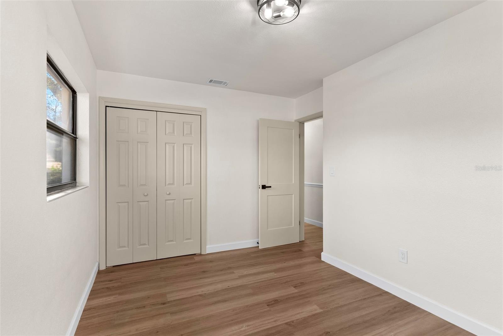 Image 6 of 15 For 3203 Polk Avenue