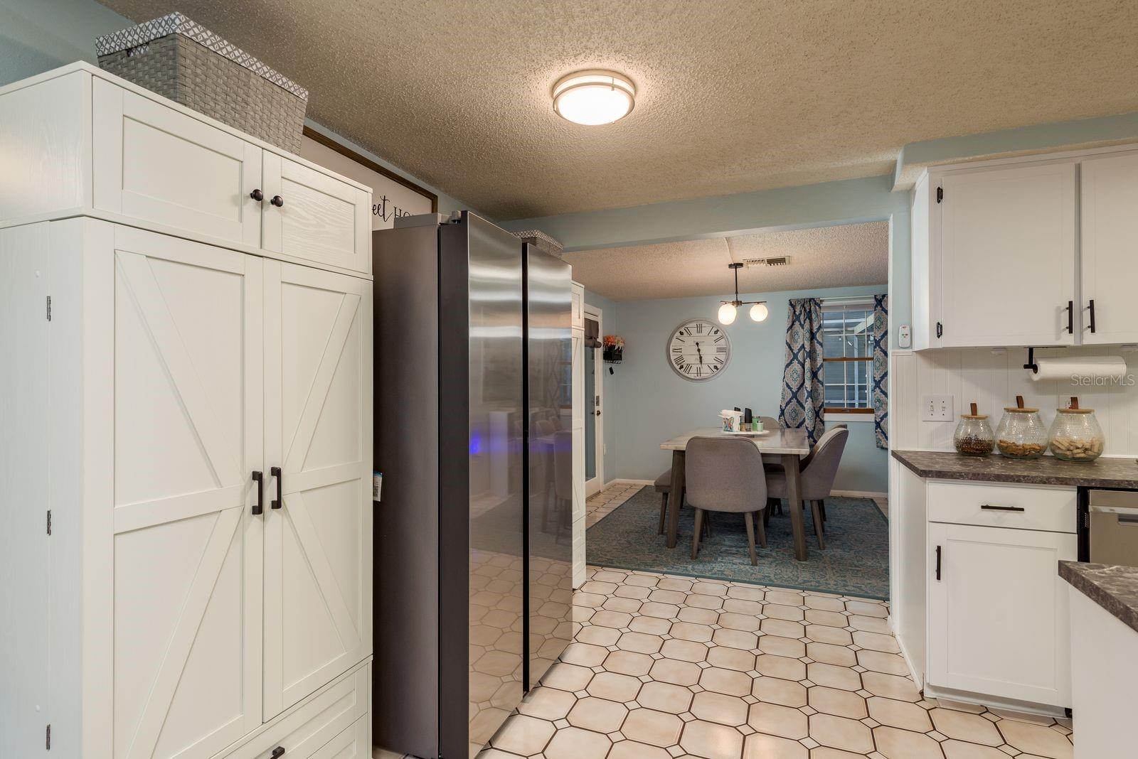 Image 11 of 28 For 7901 Marlboro Drive