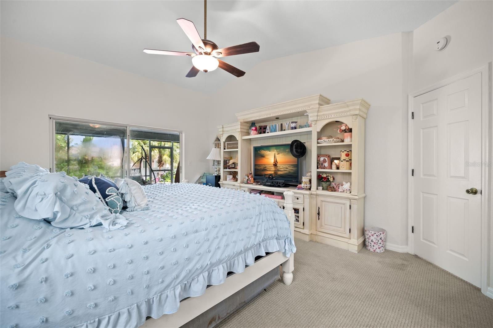 Image 18 of 47 For 338 7th Avenue N