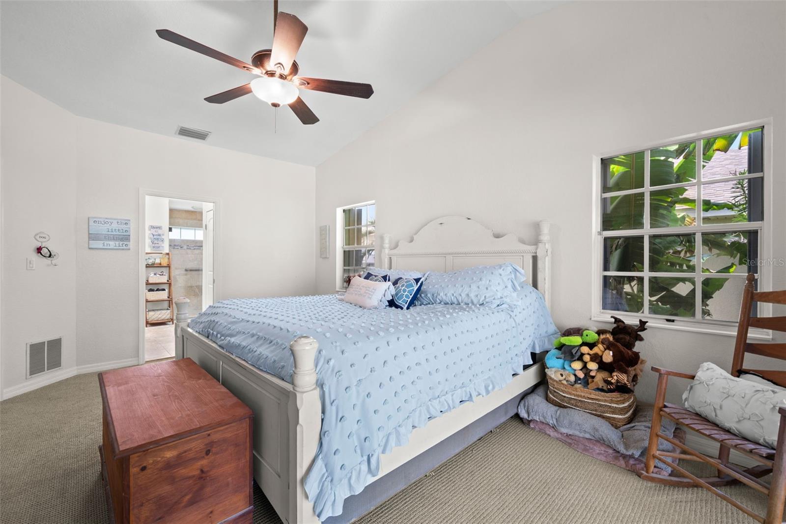Image 20 of 47 For 338 7th Avenue N