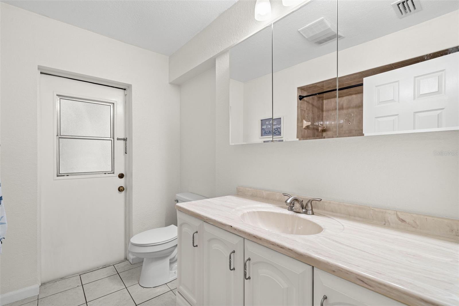 Image 22 of 47 For 338 7th Avenue N