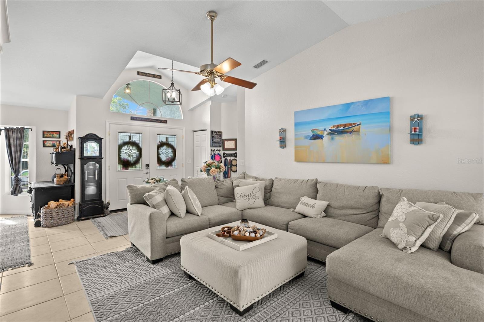 Image 4 of 47 For 338 7th Avenue N