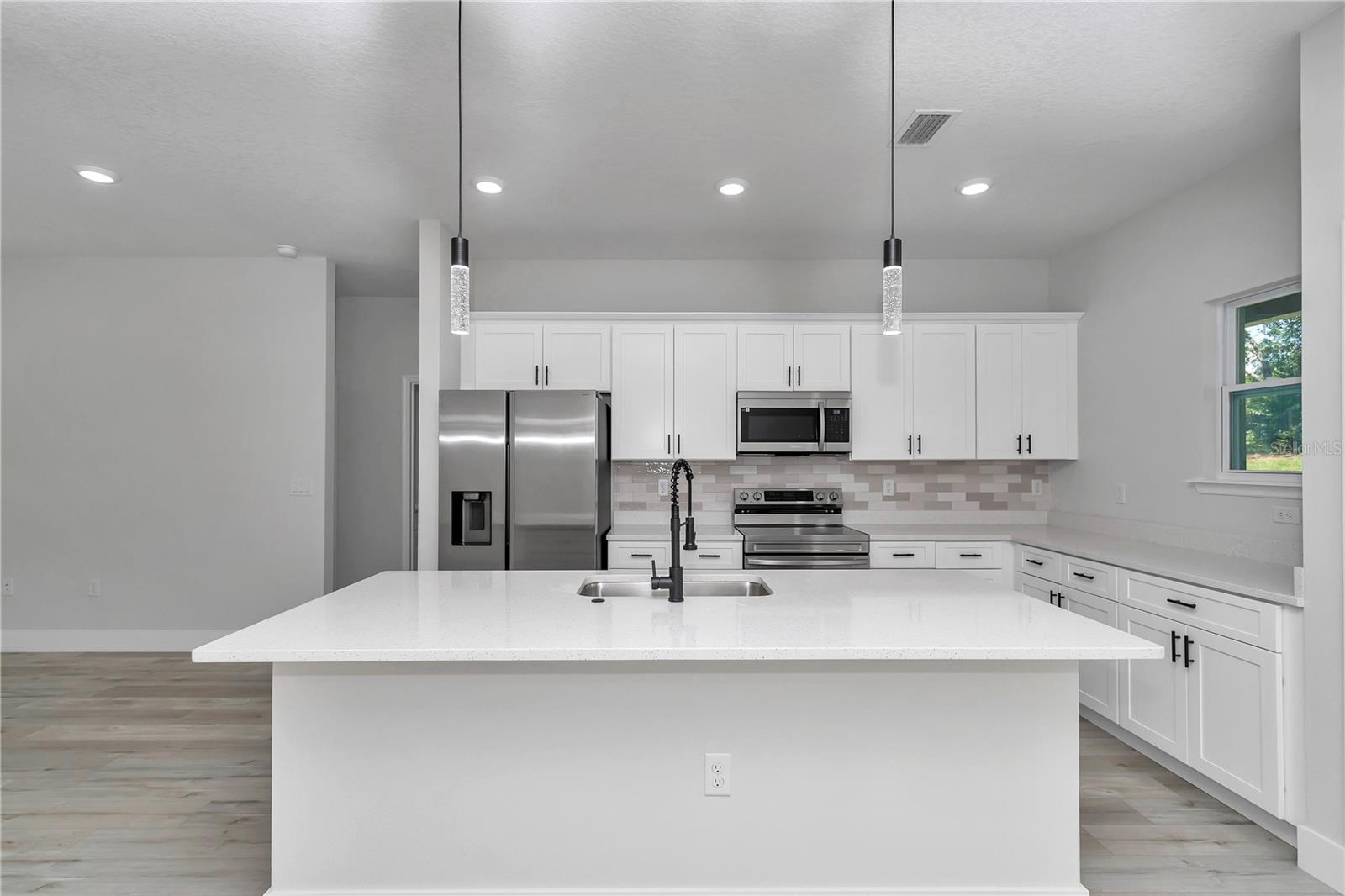 Image 11 of 46 For 2705 Royal Palm Drive