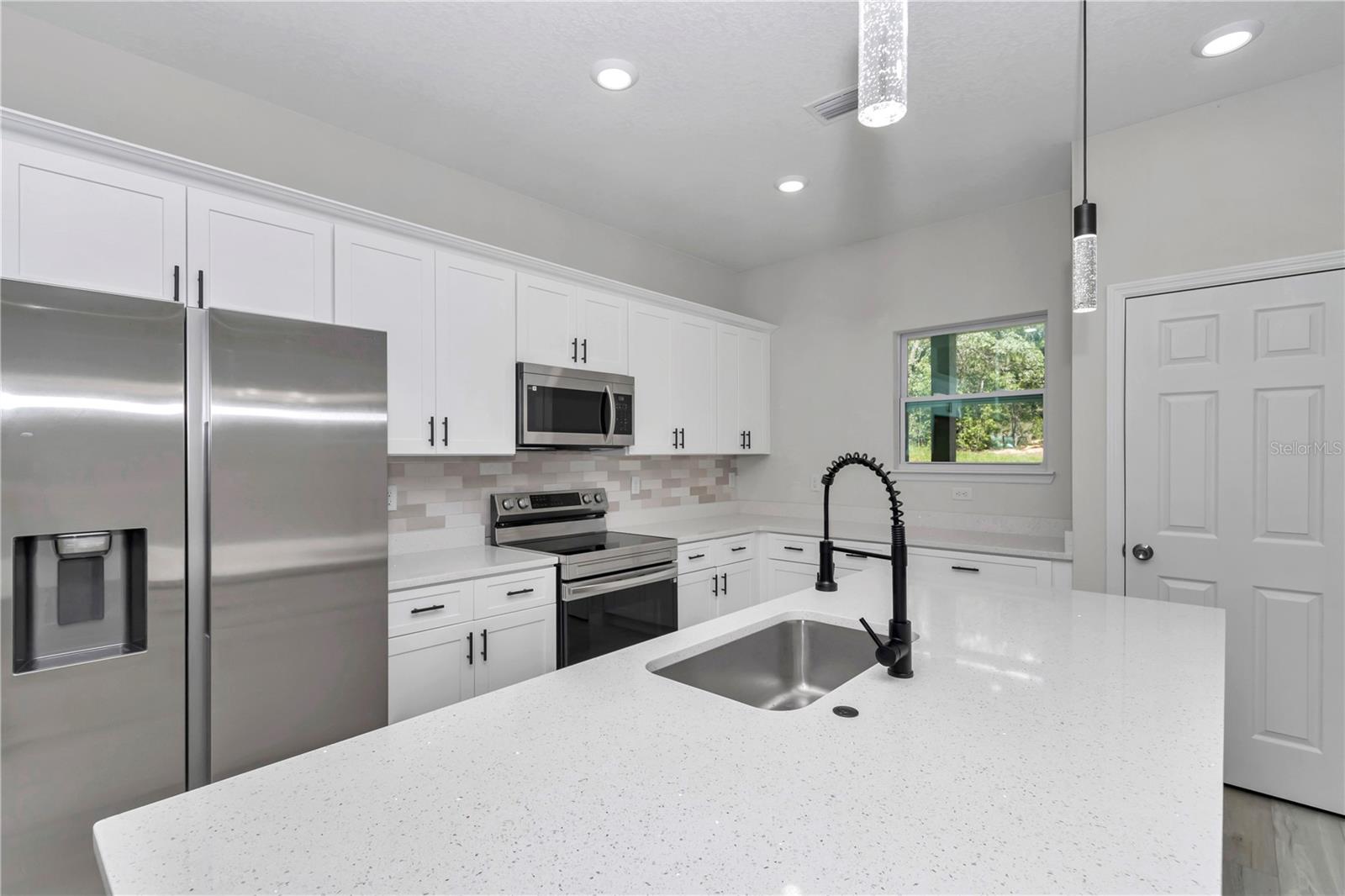 Image 12 of 46 For 2705 Royal Palm Drive