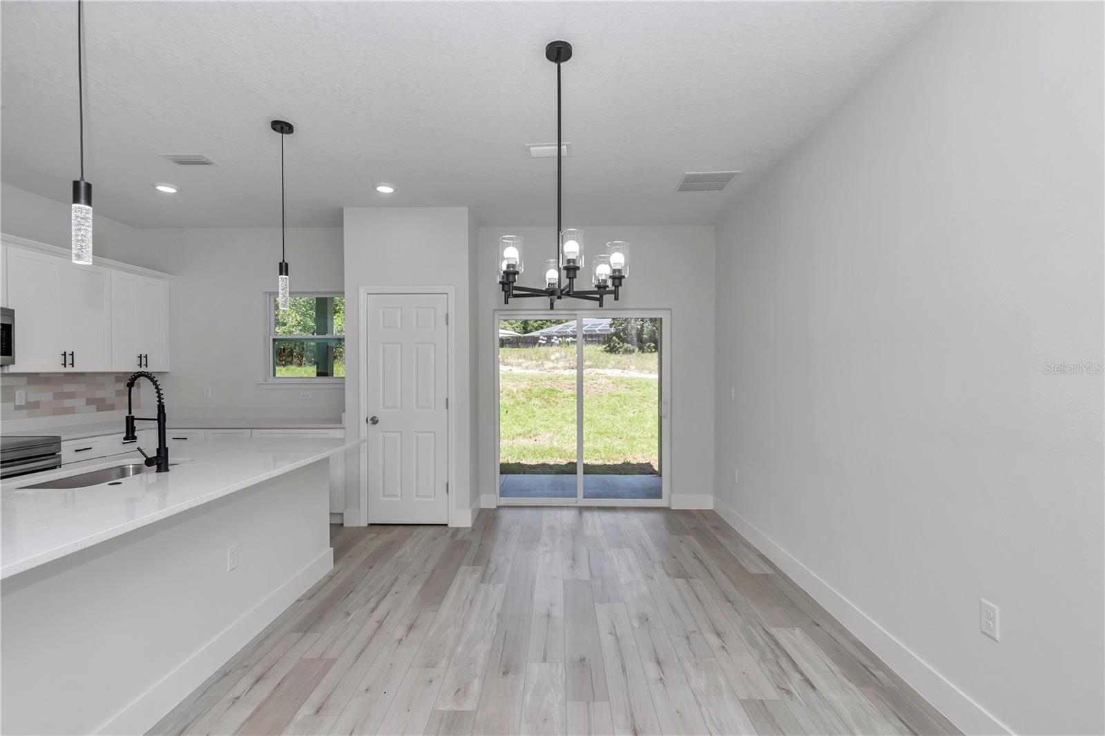 Image 16 of 46 For 2705 Royal Palm Drive