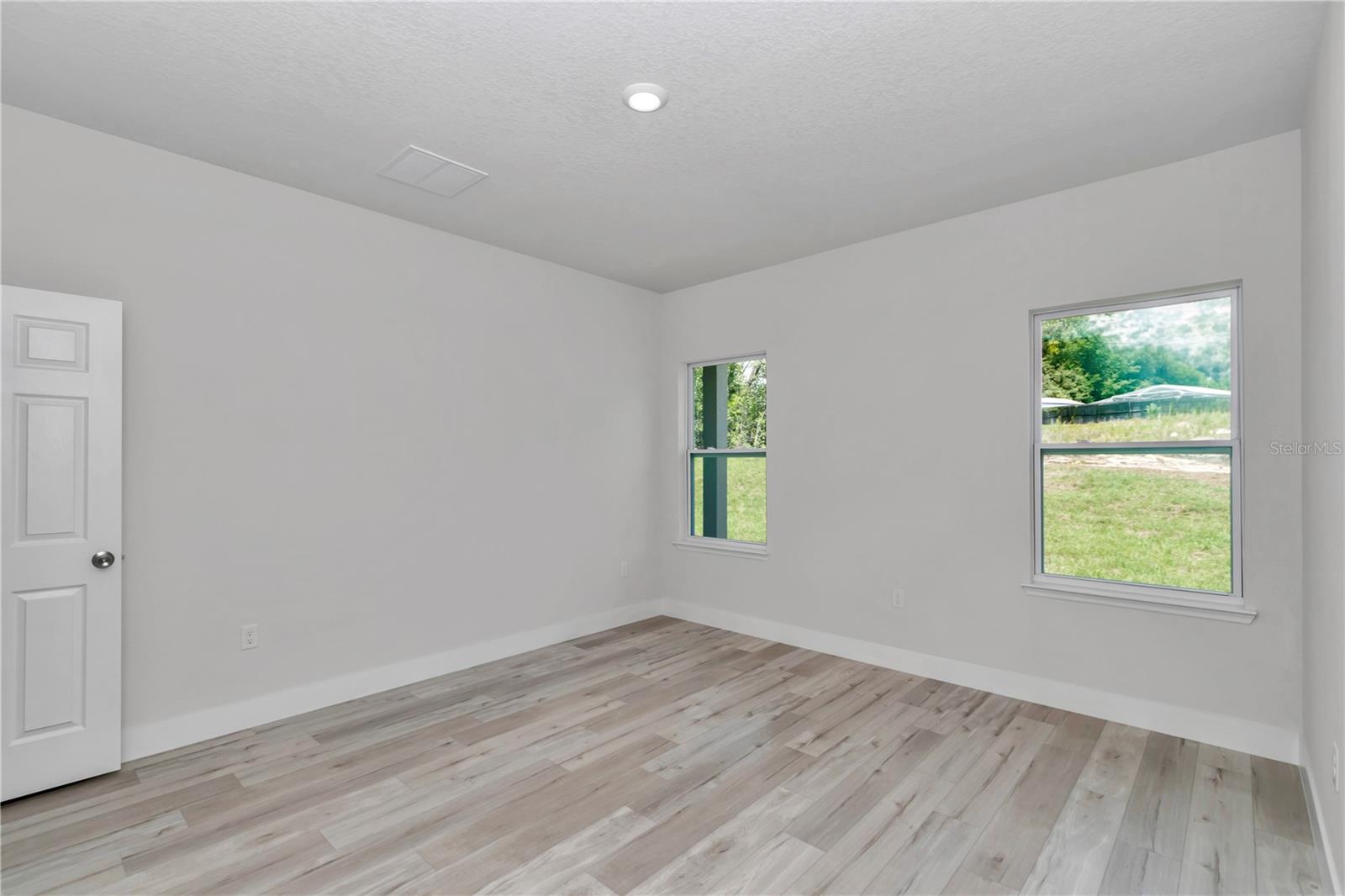 Image 21 of 46 For 2705 Royal Palm Drive
