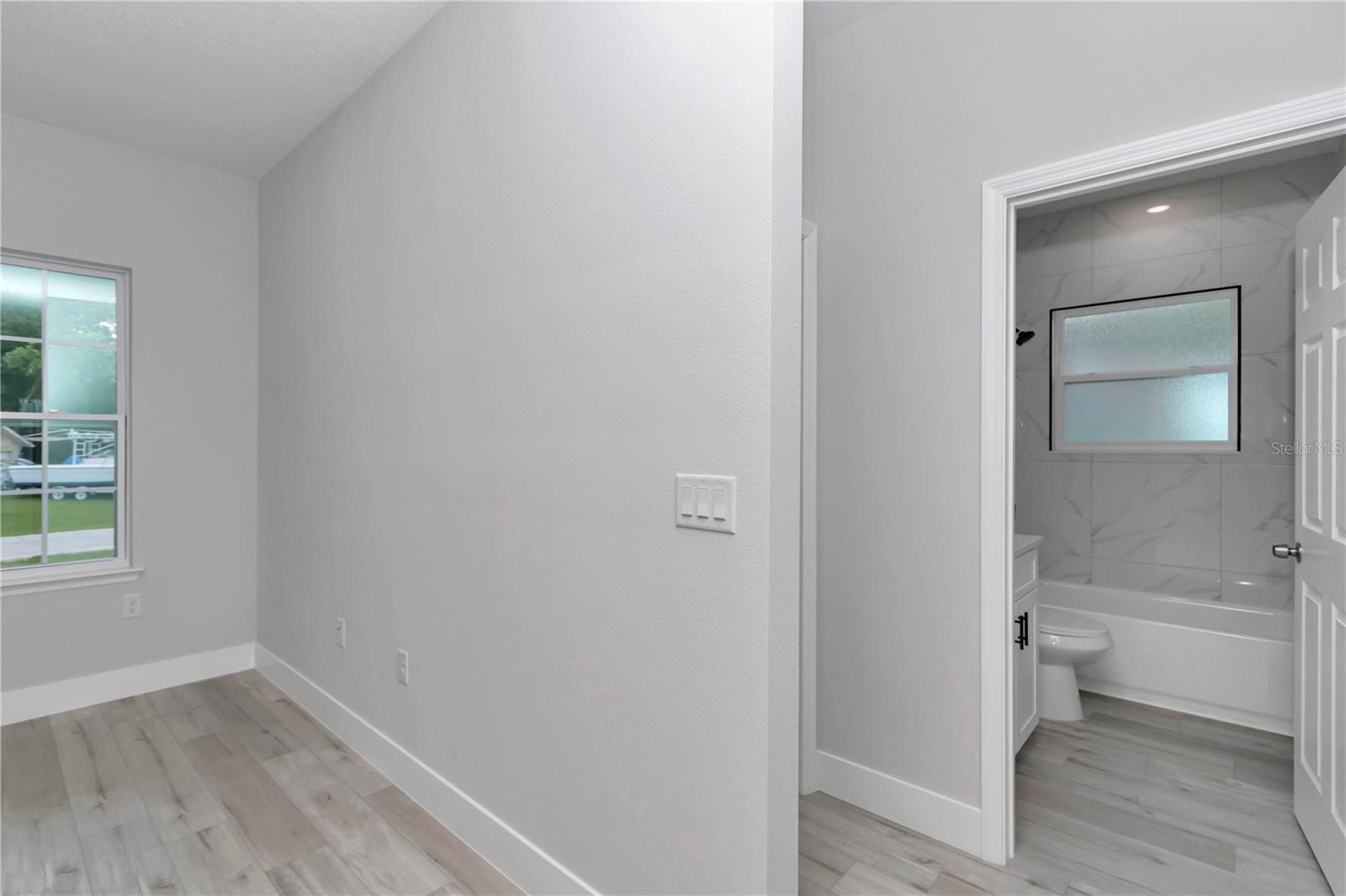 Image 35 of 46 For 2705 Royal Palm Drive