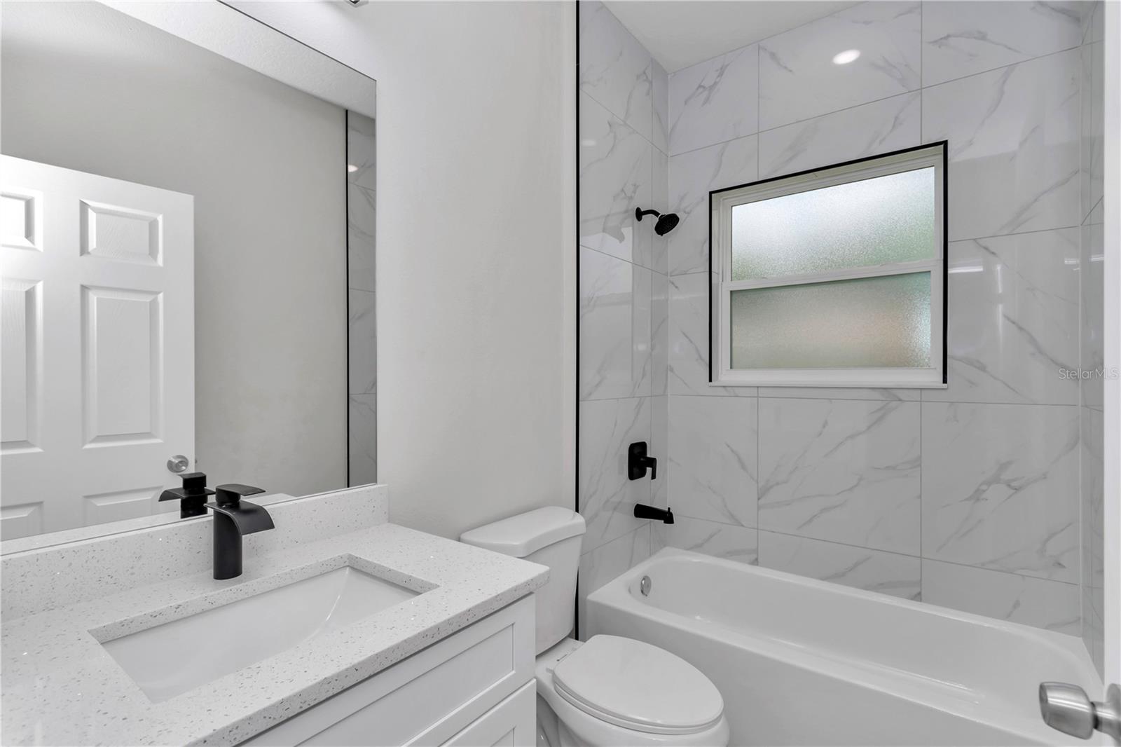 Image 36 of 46 For 2705 Royal Palm Drive