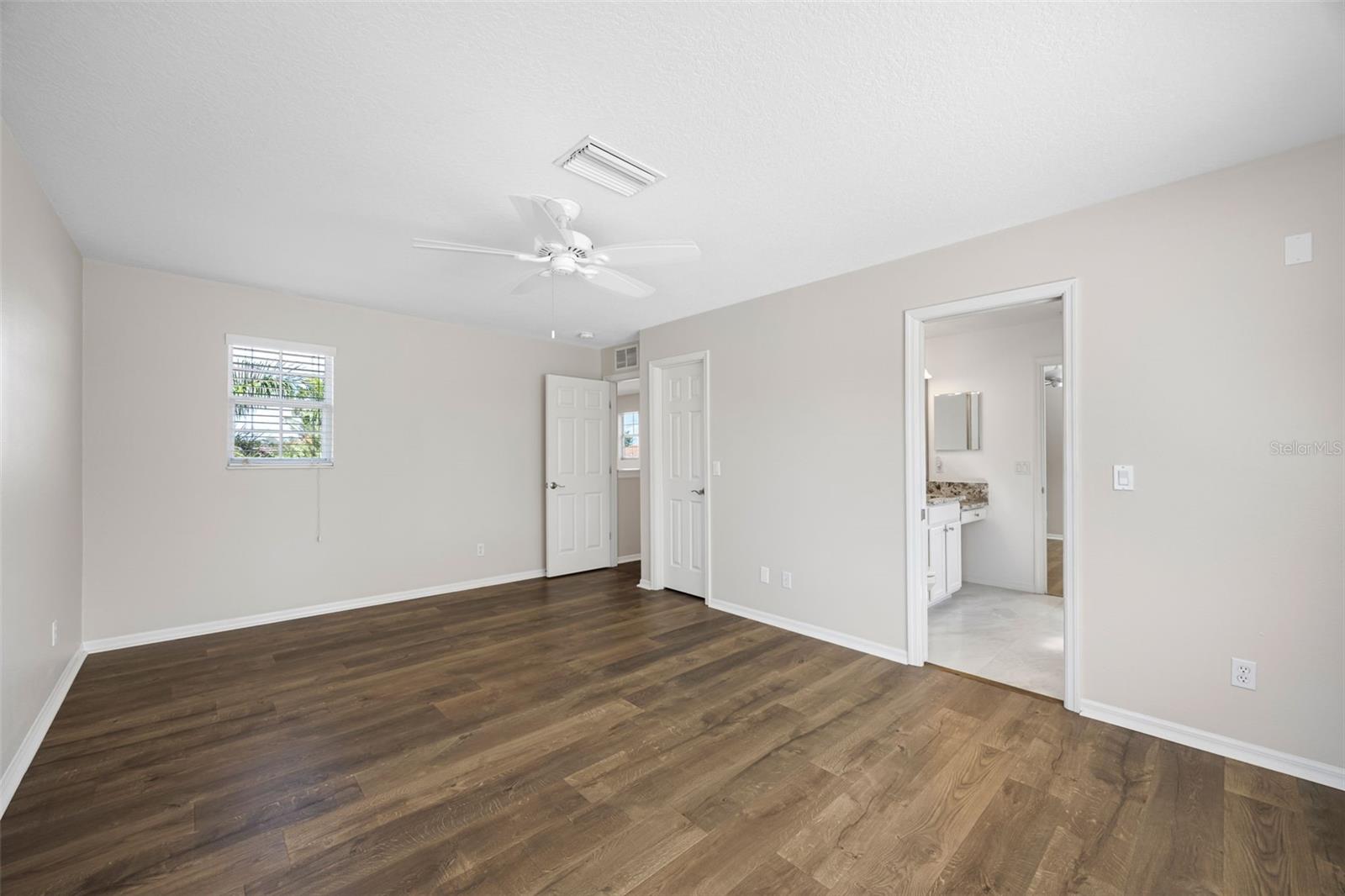 Image 42 of 52 For 1178 Fraser Pine Boulevard