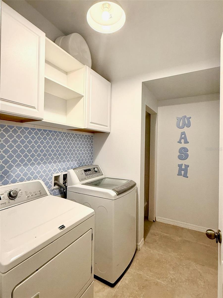 Image 10 of 26 For 7543 Red Mill Circle Circle