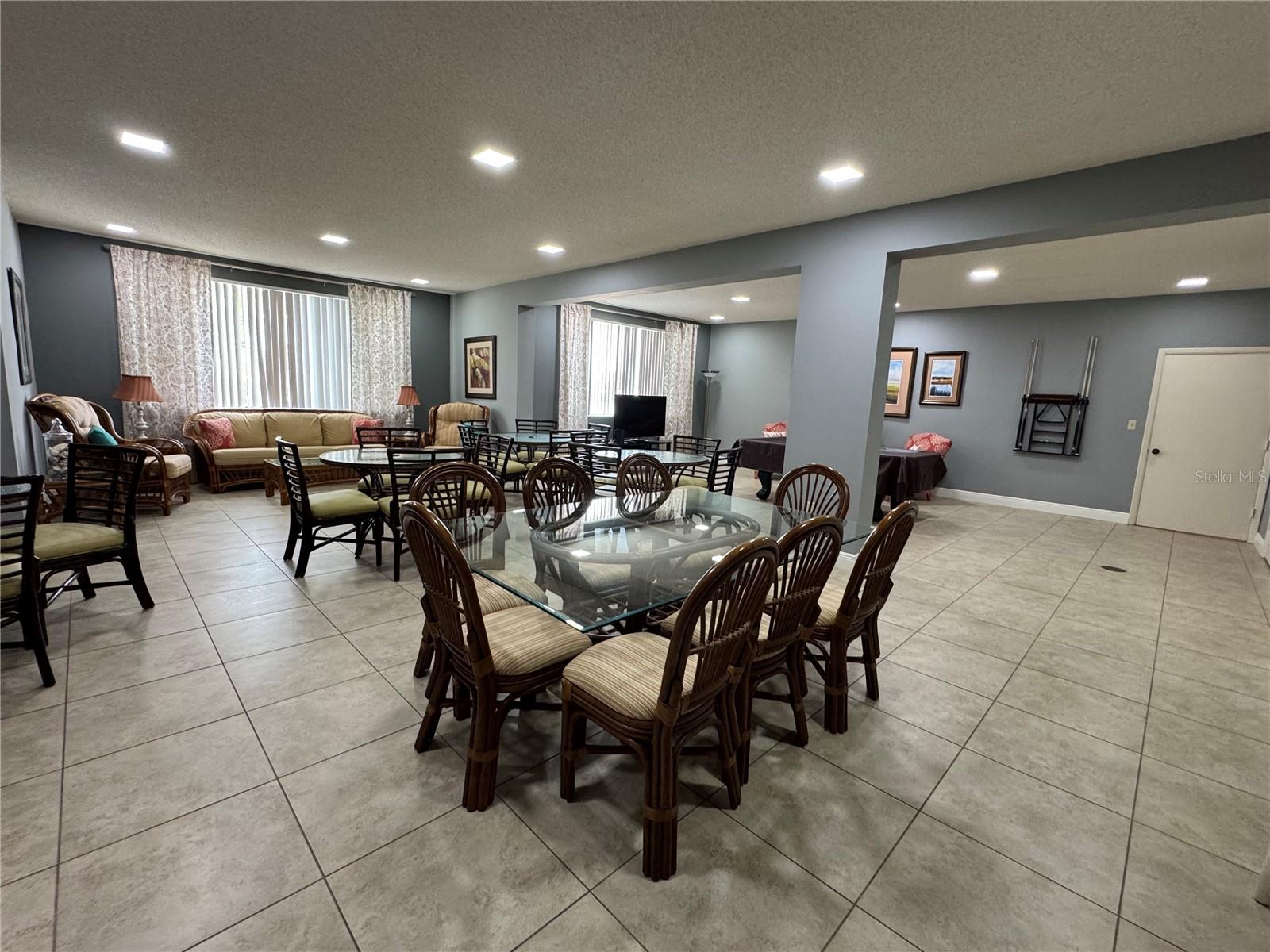 Image 16 of 30 For 750 Island Way 101