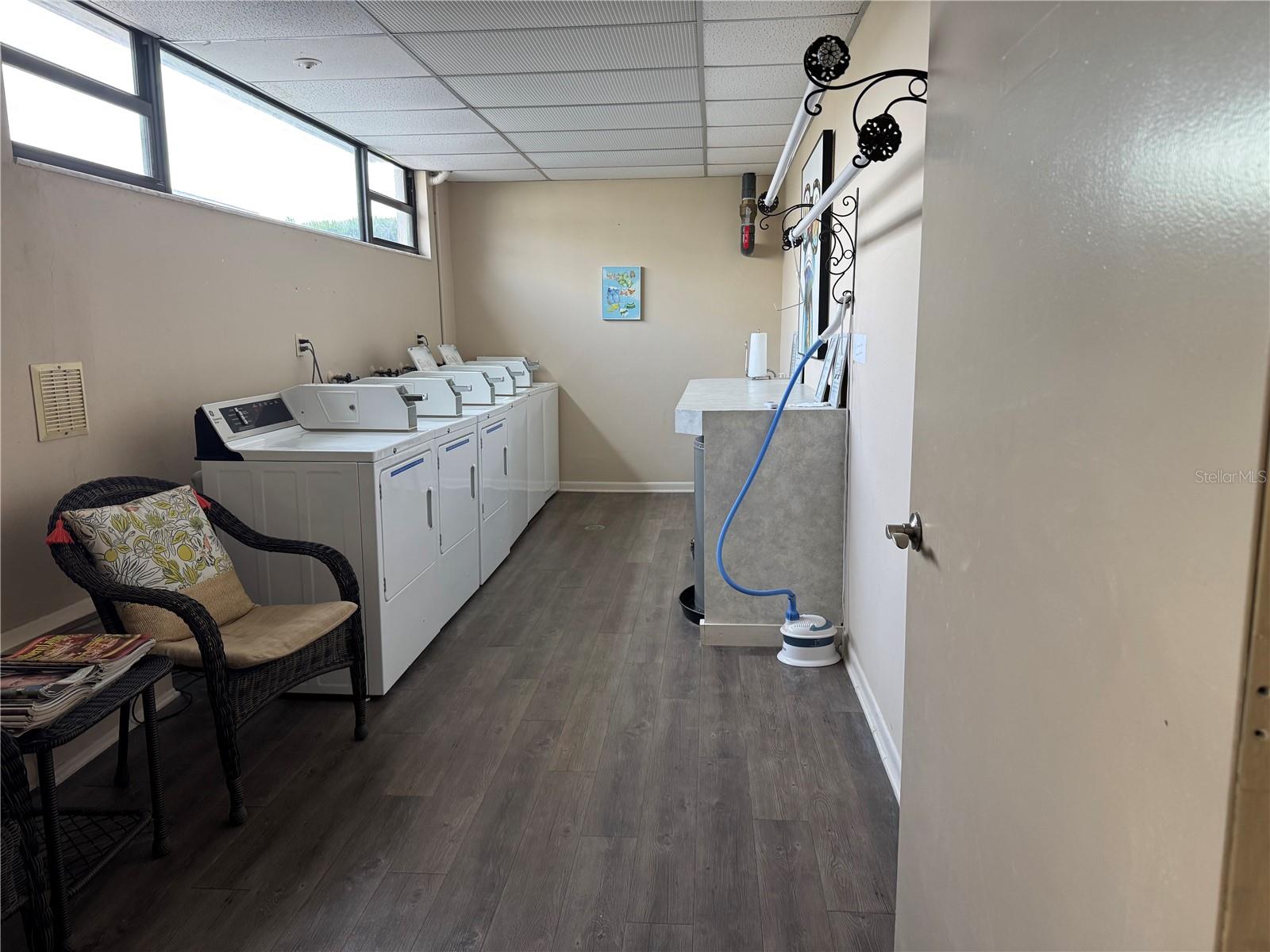 Image 19 of 30 For 750 Island Way 101