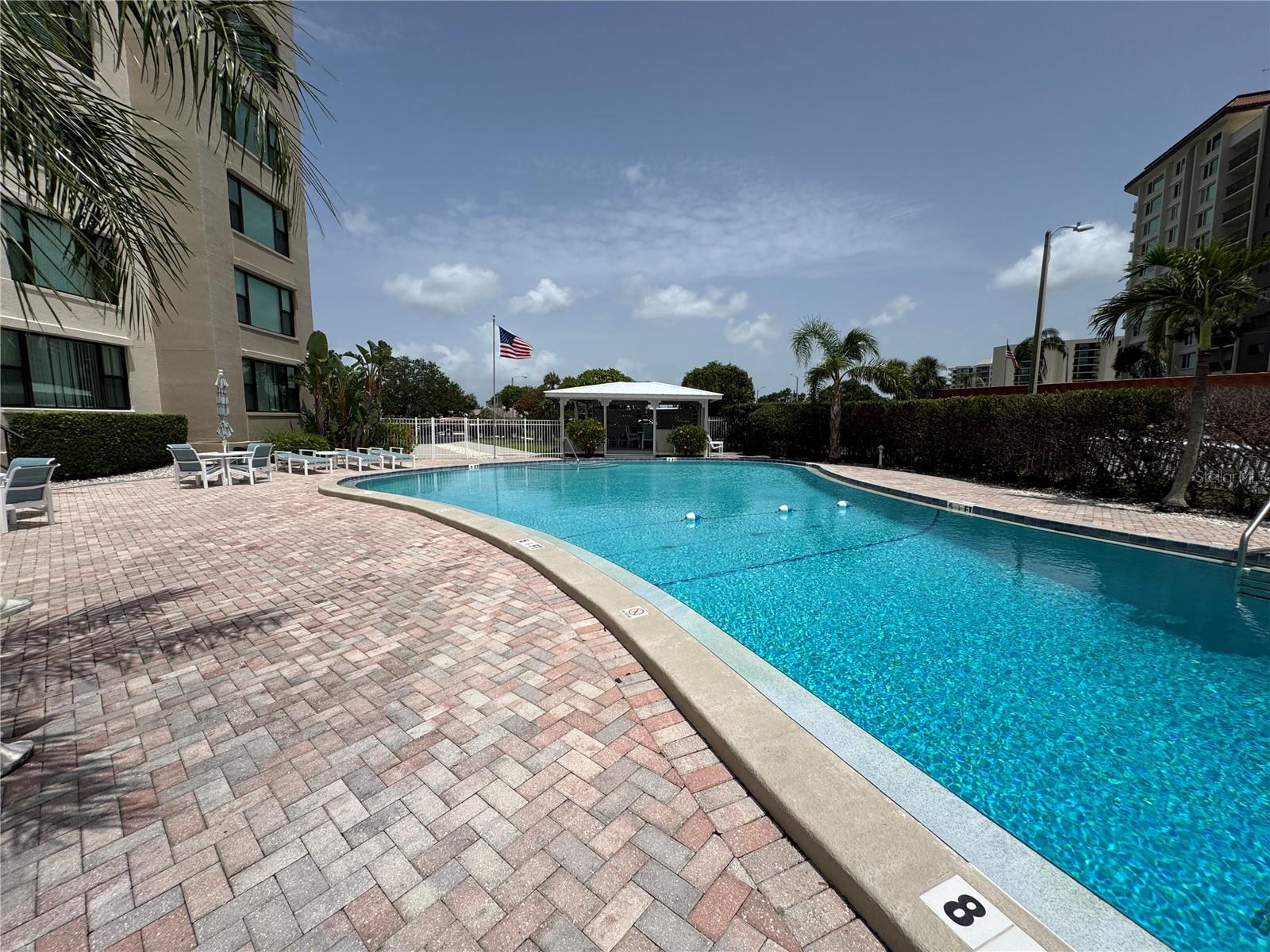 Image 28 of 30 For 750 Island Way 101