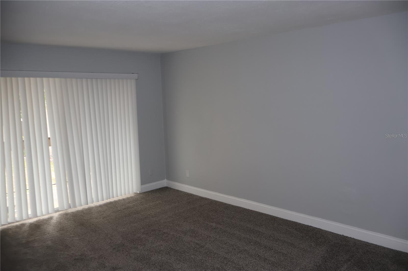 Image 7 of 17 For 7522 Needle Leaf Place 33