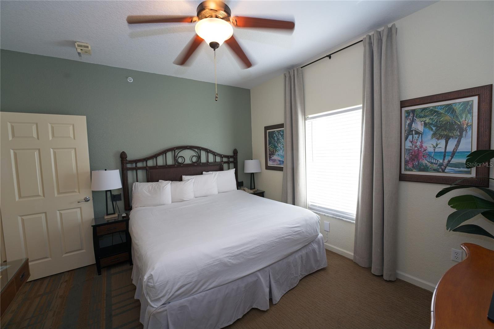 Image 13 of 40 For 8125 Resort Village Drive 5902