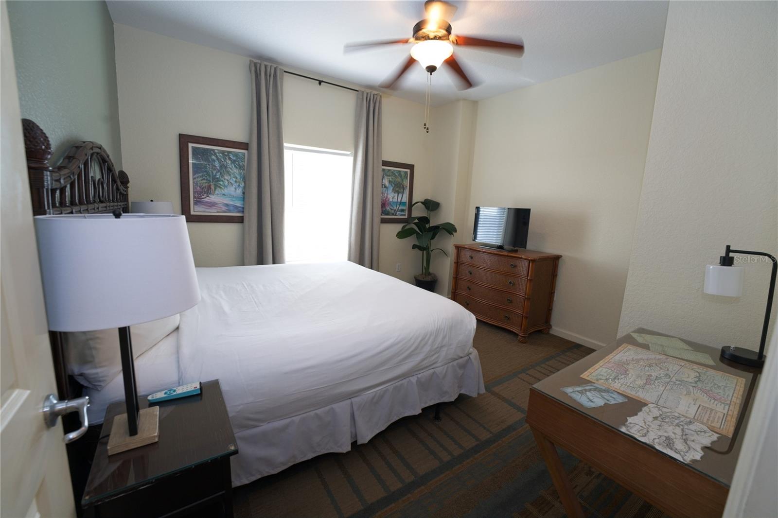 Image 14 of 40 For 8125 Resort Village Drive 5902