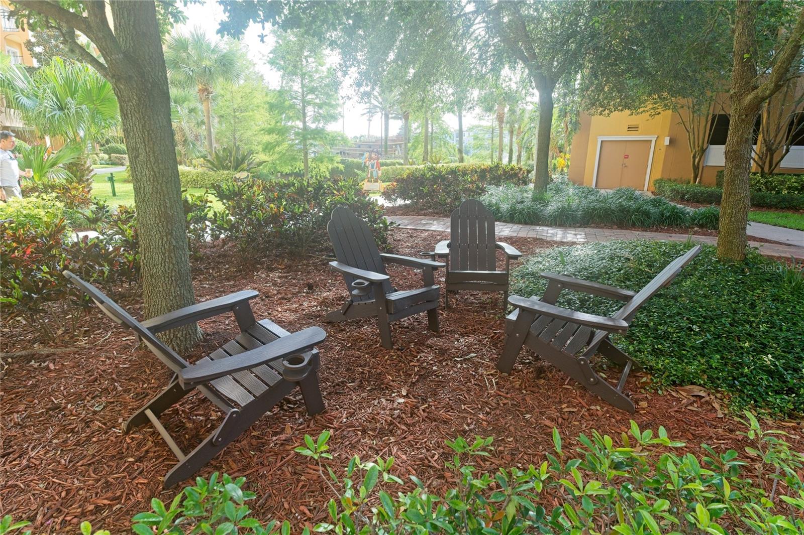 Image 32 of 40 For 8125 Resort Village Drive 5902