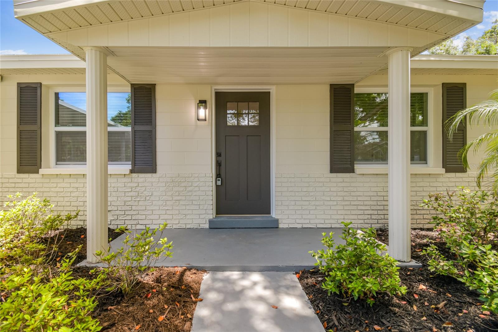 Image 6 of 31 For 1102 Lambright Street