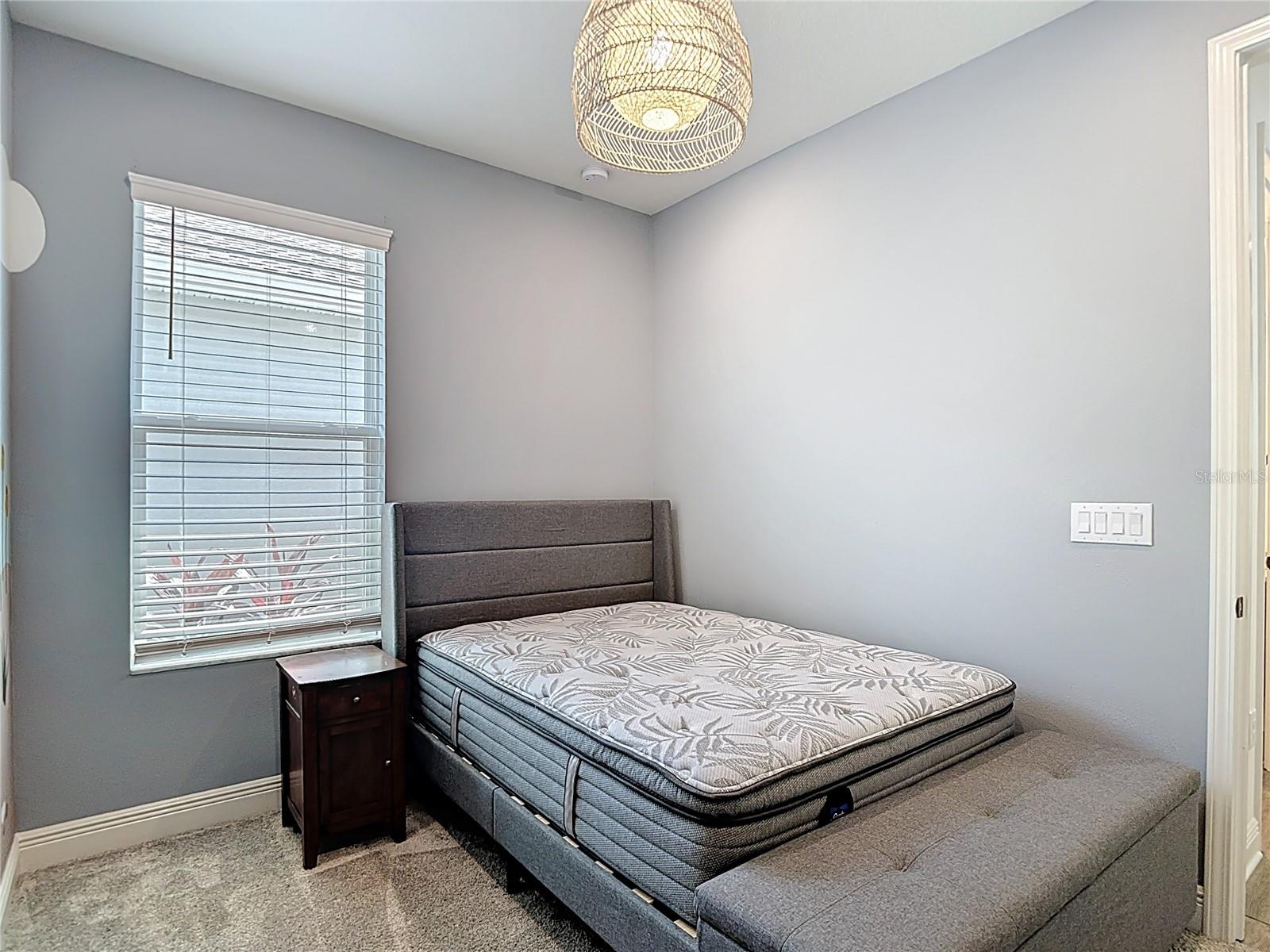 Listing photo id 20 for 34163 Radley Way