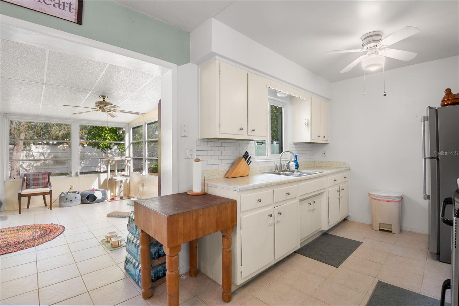 Image 11 of 27 For 5637 24th Terrace N