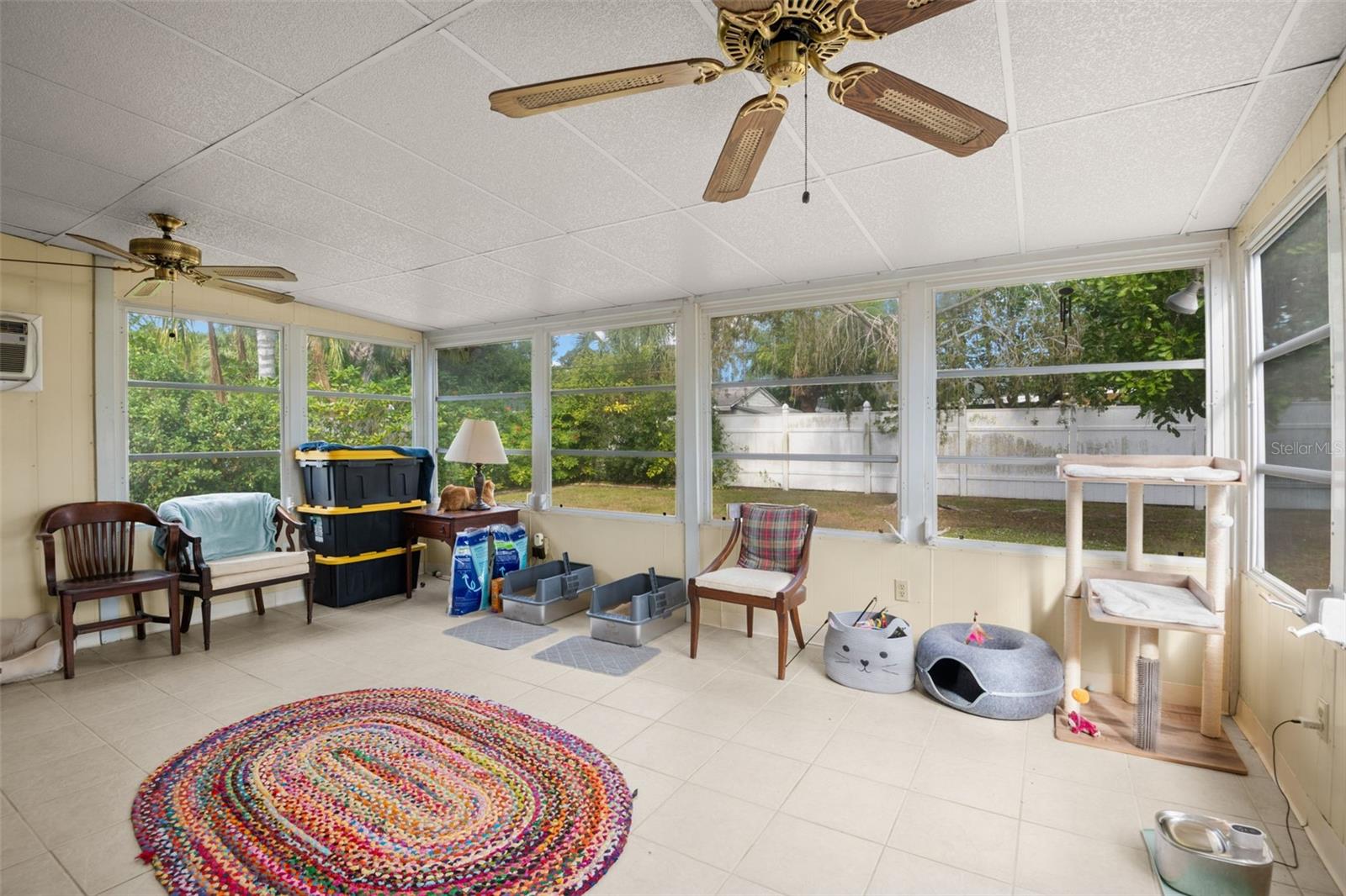 Image 18 of 27 For 5637 24th Terrace N