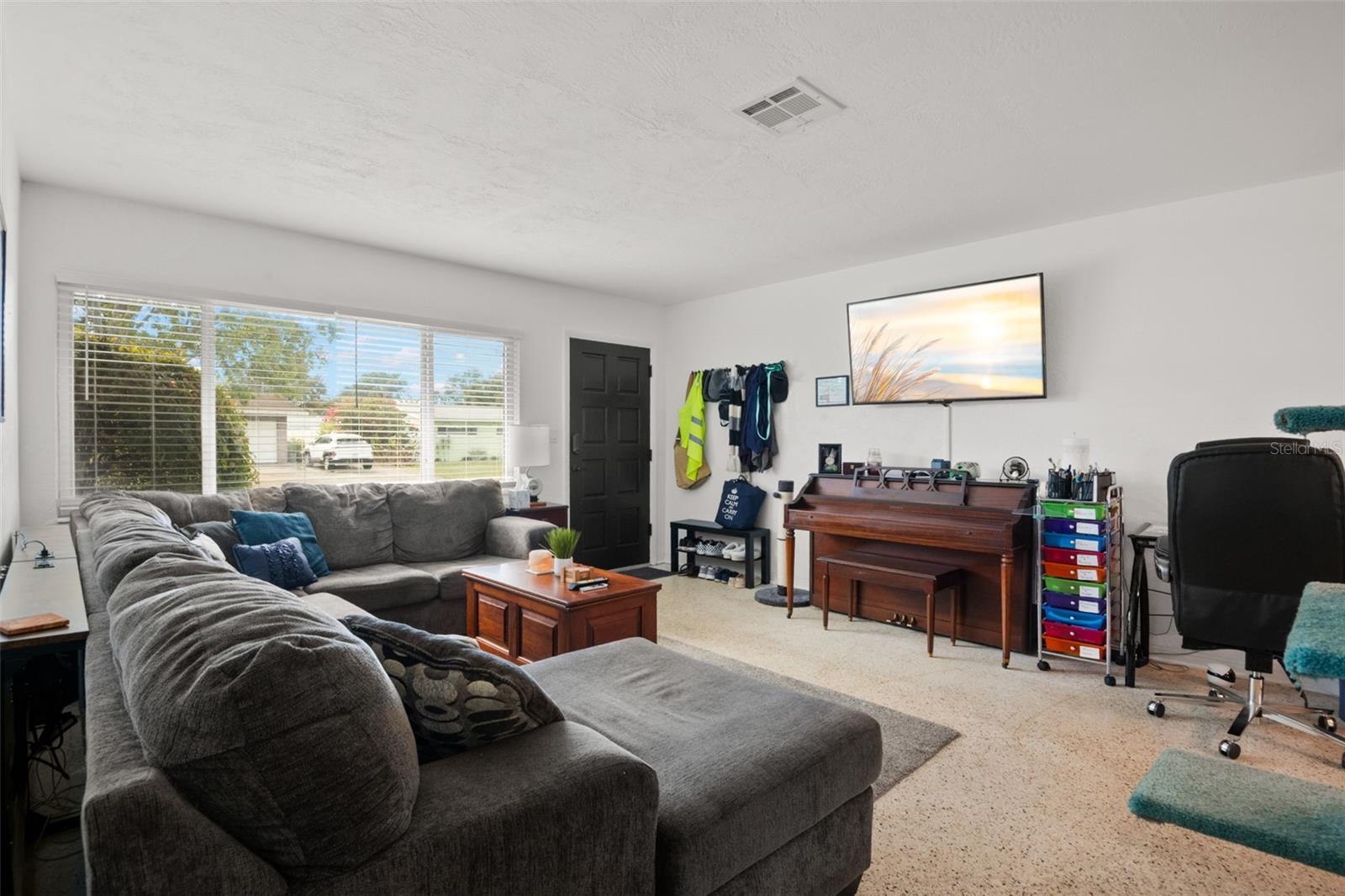 Image 5 of 27 For 5637 24th Terrace N