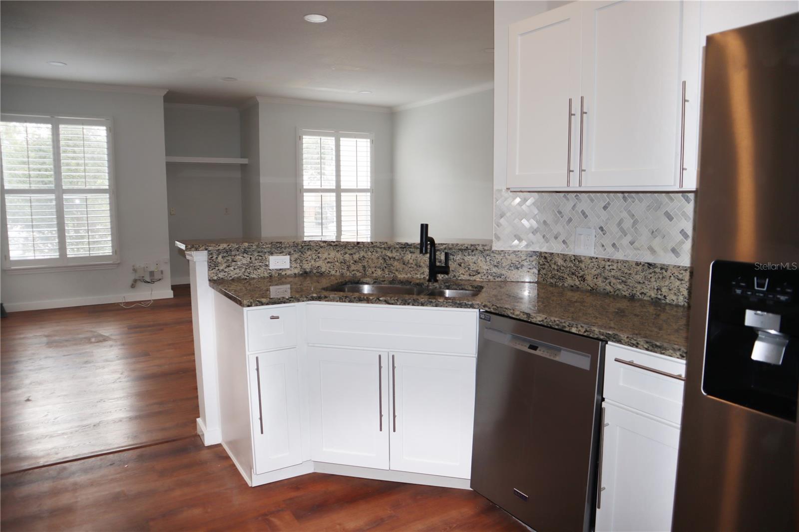 Image 5 of 14 For 10441 Villa View Circle 10441